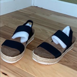 madden girl sandals